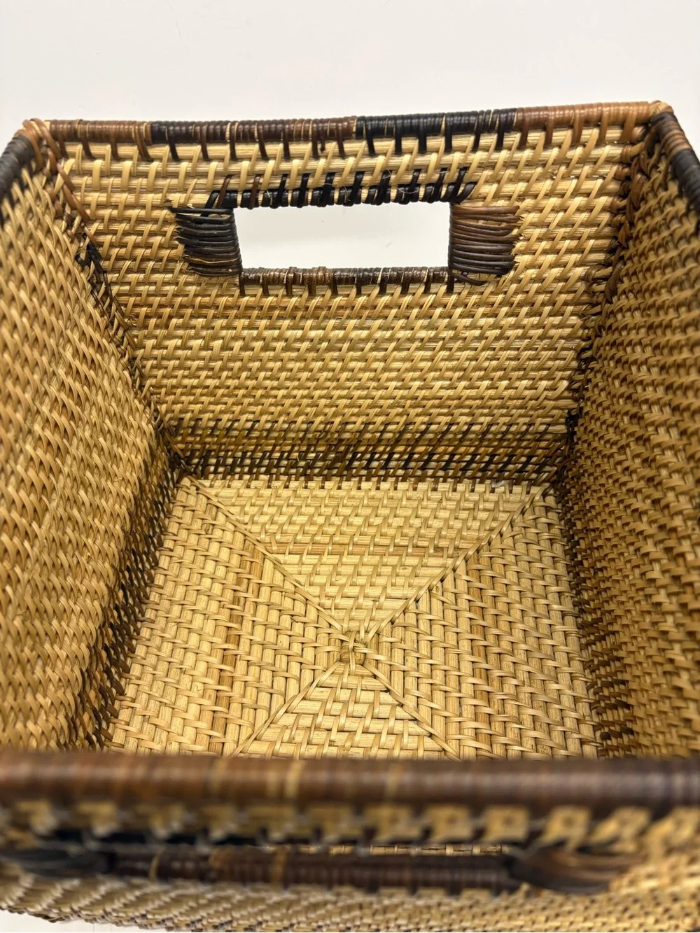Woven Seagrass Storage Bin Basket with Handles - Natural Brown 10x10x10